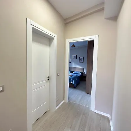 Апартаменты Skyline Panoramic Тирана